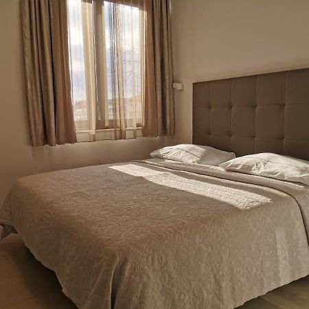 Luxury Rooms Pino Сплит Экстерьер фото