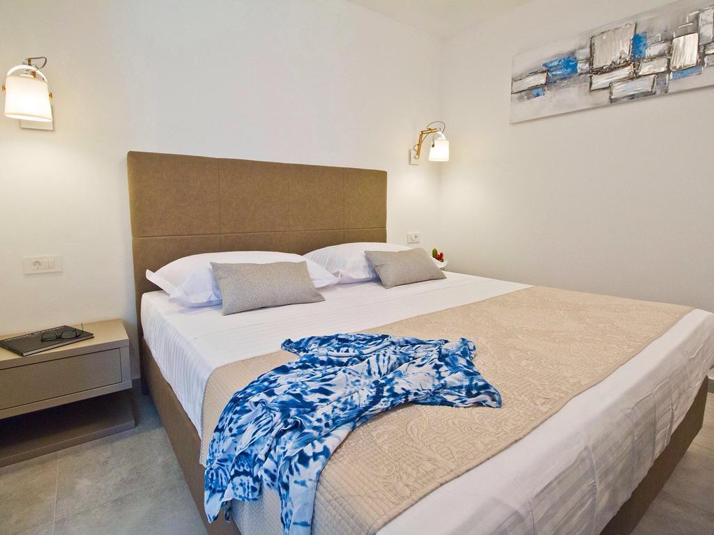 Luxury Rooms Pino Сплит Экстерьер фото