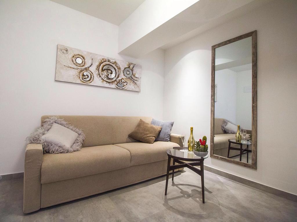 Luxury Rooms Pino Сплит Экстерьер фото
