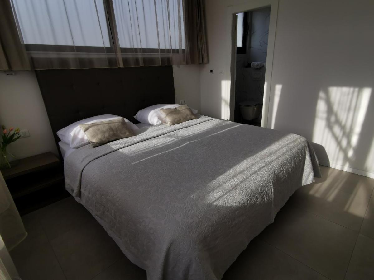 Luxury Rooms Pino Сплит Экстерьер фото